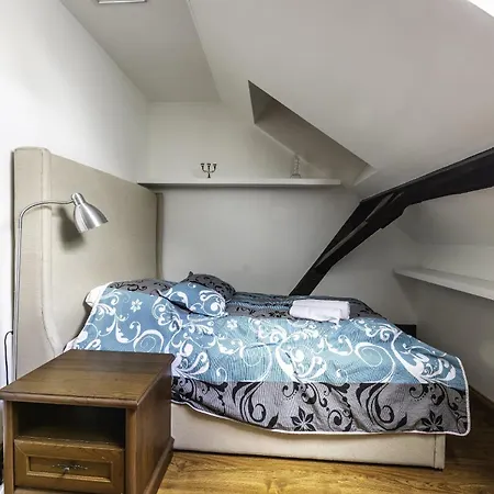 Nocľah s raňajkami Theresia Chateau -