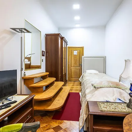 Nocľah s raňajkami Theresia Chateau -