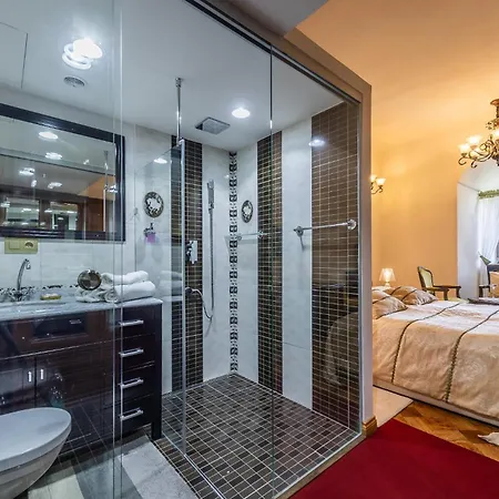 Nocľah s raňajkami Theresia Chateau - Bernolakovo