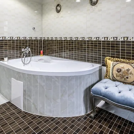 Theresia Chateau - Nocľah s raňajkami