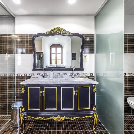 Theresia Chateau - Nocľah s raňajkami Bernolakovo